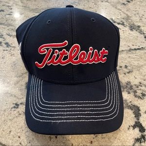 Titleist Atlanta Braves Flexfit Golf Hat M/L
